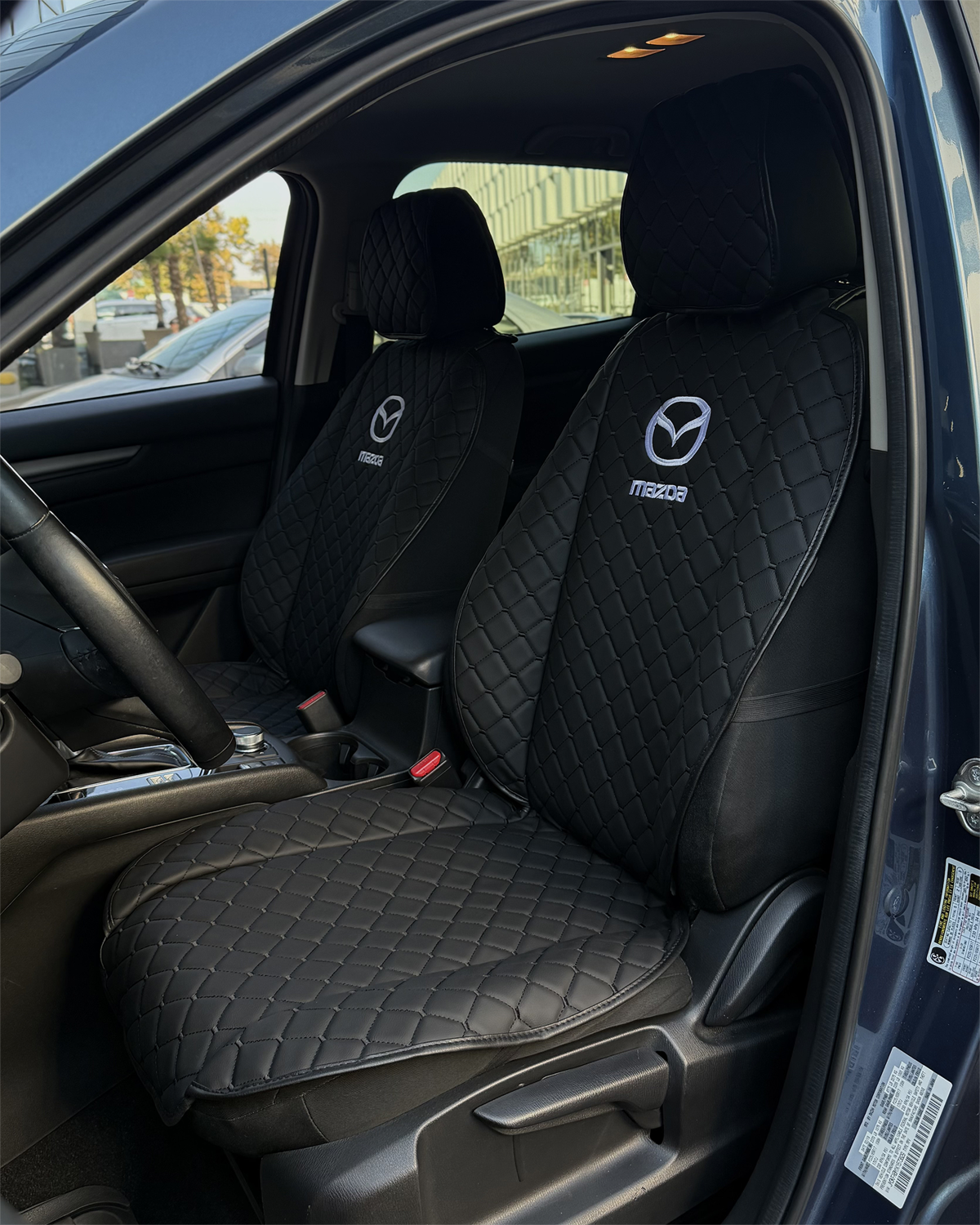 Комплект накидок на передні сидіння (чорна б/п еко шкіра) Mazda